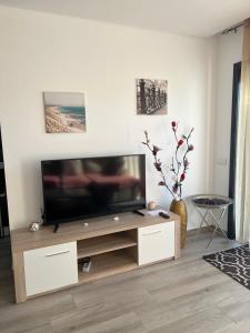 Μια τηλεόραση ή/και κέντρο ψυχαγωγίας στο Casa famille