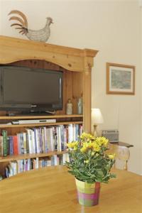 Η βιβλιοθήκη της παραθεριστικής κατοικίας