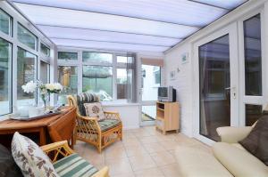 TV a/nebo společenská místnost v ubytování Summer Breeze