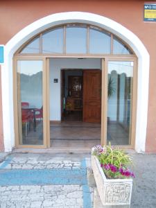 Exteriér nebo vchod ubytování PENSION SAN CRISTOBAL cerca de Cuenca