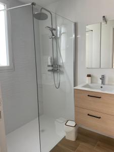 Phòng tắm tại Le studio entre Nantes et bord de Loire