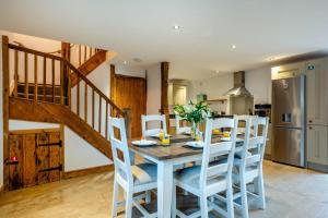 Η κουζίνα ή μικρή κουζίνα στο Hammond Barn