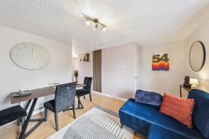 Posezení v ubytování 3Bed, Sleeps 7, TV in Each Room, Garden, Parking