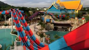 Πισίνα στο ή κοντά στο GO INN Patong Beach Phuket - โกอินน์ ป่าตอง -