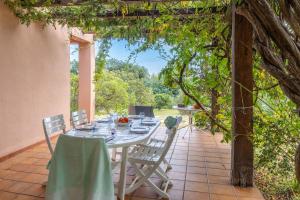 Κήπος έξω από το Villa Josiane +33 φωτογραφίες