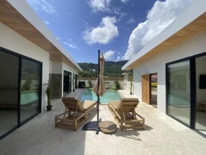 Balkón nebo terasa v ubytování Villa YOLO 3 Chambres avec Piscine Privative