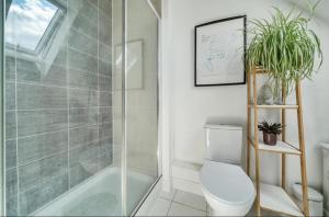 Un baño de The View - Bicester, Oxford