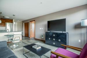 Fotografie z fotogalerie ubytování Blueground Brighton balcony nr Othello Park SEA-875 v destinaci Seattle