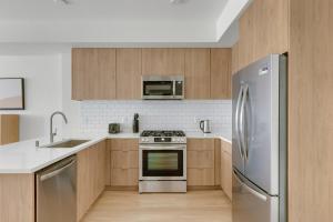 Fotografie z fotogalerie ubytování Blueground Ingold - Milldale pool nr Park SFO-1969 v destinaci Millbrae + 40 fotografií