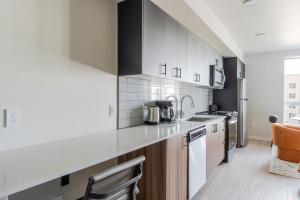 Fotografie z fotogalerie ubytování Blueground Meridian Park view nr Shoreline Park SEA-932 v destinaci Shoreline + 25 fotografií