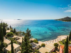 - Vistas al océano desde un complejo en Maistra Select Mlini Villas and Apartments, en Mlini