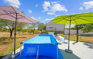 Bassein majutusasutuses Cozy Apartment In Dragisici With Wifi või selle lähedal