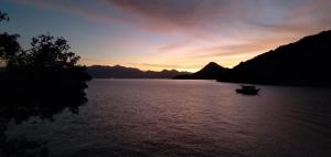 Gallery image of Quarto Duplo, Casa da Jô in Angra dos Reis