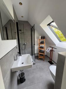 Koupelna v ubytování Modernes Loft am Rebberg im historischen Winzerhof