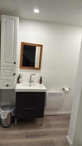 Gallery image of Chalet Lac Édouard cozy in La Tuque