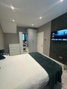 Gallery image of Deluxe Apartment in Harrow on the Hill
