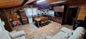 an aerial view of a kitchen and living room at Casa Rural Alma de Campo in Collado de Gil