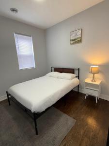 Ένα ή περισσότερα κρεβάτια σε δωμάτιο στο Feel at home