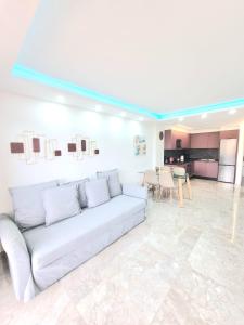 Khu vực ghế ngồi tại Two-Bedroom ,central,wifi,sea view