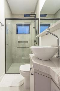 Koupelna v ubytování NOVO - Perto de tudo