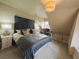 Ένα ή περισσότερα κρεβάτια σε δωμάτιο στο The White House - Worthing