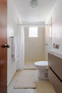 Φωτογραφία από το άλμπουμ του Casa con jardín en Coyoacán con WiFi 500 Mbps y auto check in σε Coyoacán