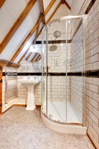 Et badeværelse på Reclaim Cottage