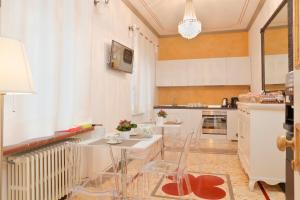 Imagem da galeria de Palazzo Mari suite & rooms b&b em Montevarchi