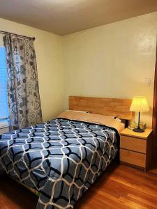 Postel nebo postele na pokoji v ubytování ALTA San Jose Japantown 3BR Modern Stay for 6 + 18 fotografií