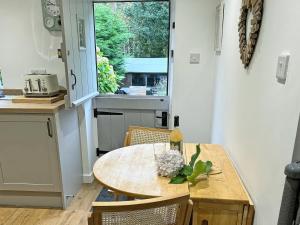 Köök või kööginurk majutusasutuses Stone Cottage