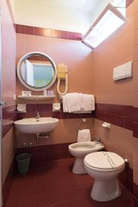 Kúpeľňa v ubytovaní Hotel Serenella