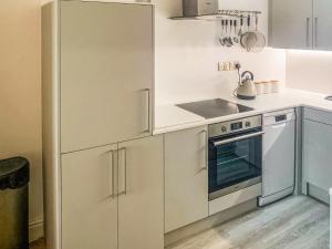 Nhà bếp/bếp nhỏ tại Pelican Cottage