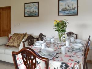 Ruang duduk di Dove Cottage - 25117