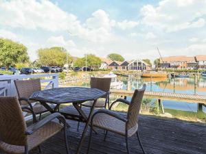 Gallery image of 4 person holiday home on a holiday park in Borre in Borre