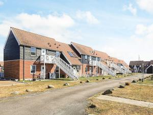 Gallery image of 4 person holiday home on a holiday park in Borre in Borre