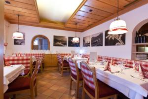 Restaurace v ubytování Alpengasthof Norbertshöhe Superior