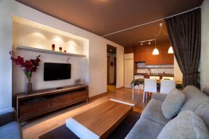 A television and/or entertainment centre at Eth Palai