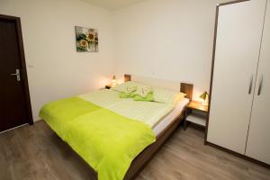 Katil atau katil-katil dalam bilik di Accommodation Resman