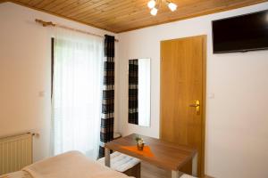 Televisyen dan/atau pusat hiburan di Accommodation Resman