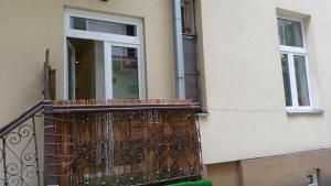 Budova, v ktorej sa apartmán nachádza