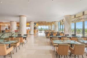 Restaurace v ubytování Wyndham Soleil Danang