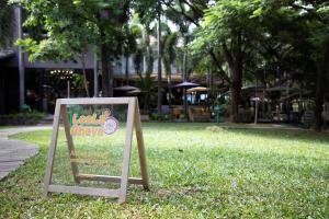 Zahrada ubytování The Leela Resort & Spa Pattaya