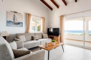 Et tv og/eller underholdning på Villa Vista Mar - Son Bou