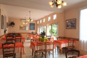 Khu vực ghế ngồi tại Hôtel Hélios