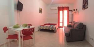 A seating area at Estudio Las Huertas