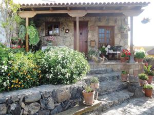 Κήπος έξω από το holiday home Caserio Lomo Arriba Casa Tia Benigna, Vera de Erques