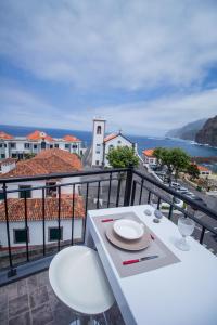 A balcony or terrace at Oliveira's Apartments - Madeira Island