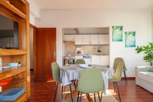 Foto dalla galleria di Praia da Rocha Beach Step a Portimão