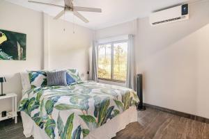 Gallery image of Pura Vidaville - Hikers Hideaway in El pilon +67 photos