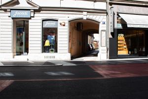 a store on the side of a street at Six Lamps on Masarykova in Zagreb